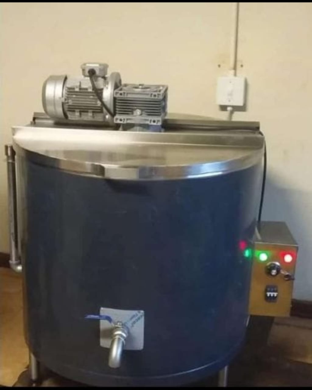 Skin care manufacturing machine
