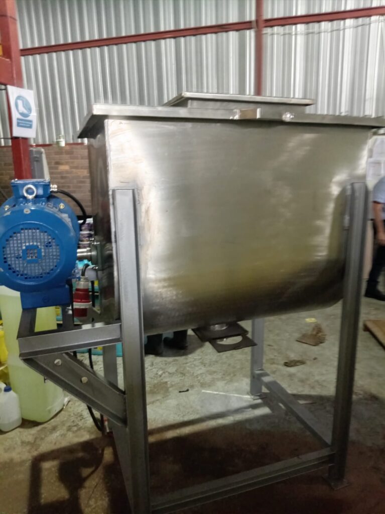 Stainless steel ribbon blender with blue motor and gearbox