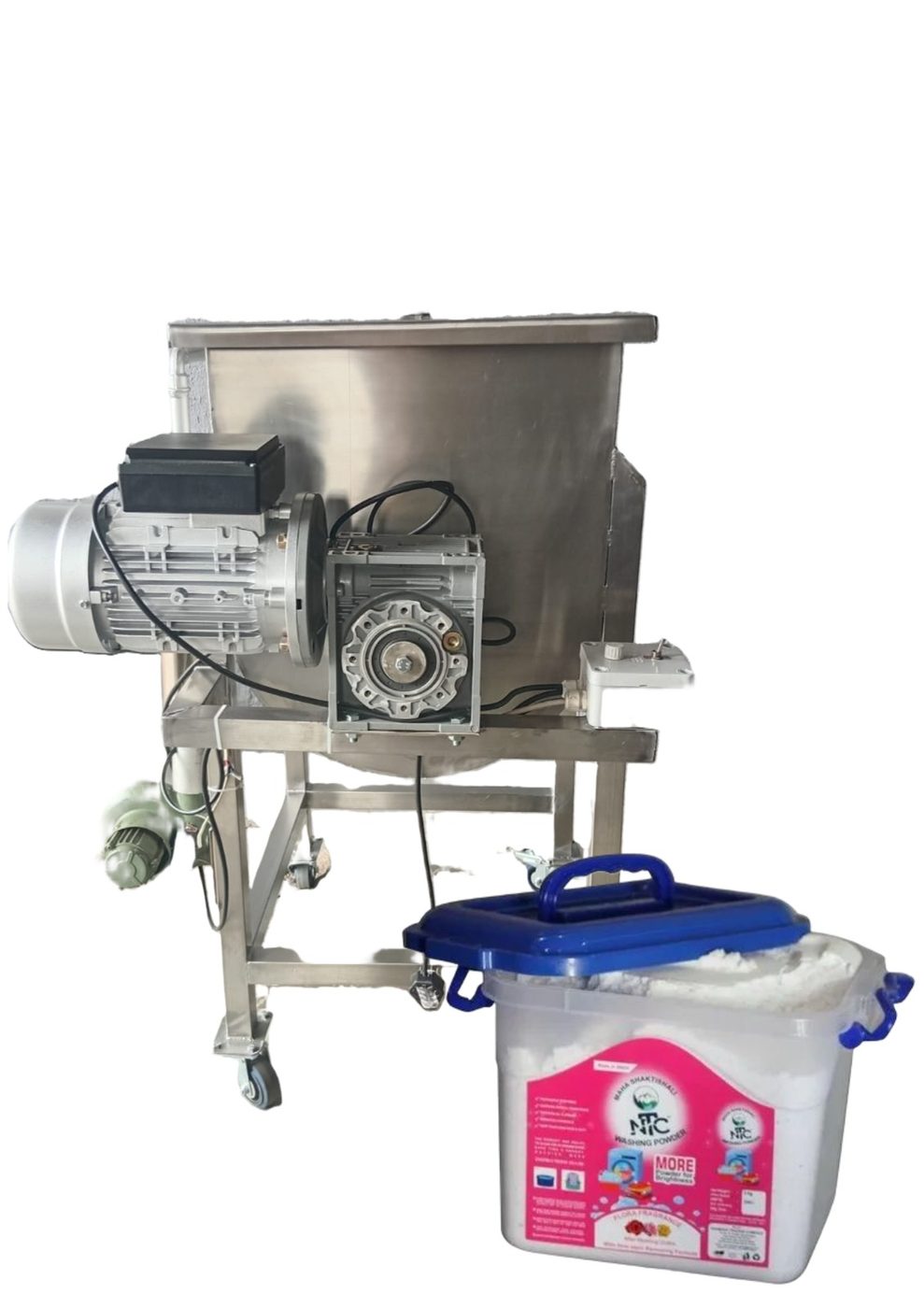 SME Machinery ribbon blender mixer shown with a tub of washing powder, used for detergent powder blending, serving the West Rand area